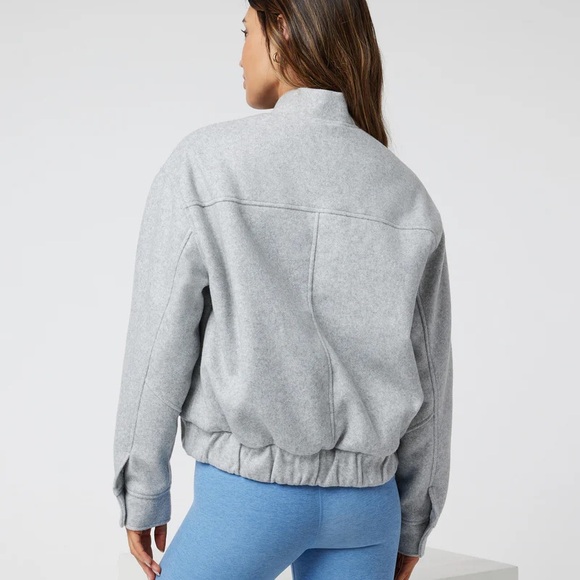 Vuori Jacket Medium - Picture 3 of 7